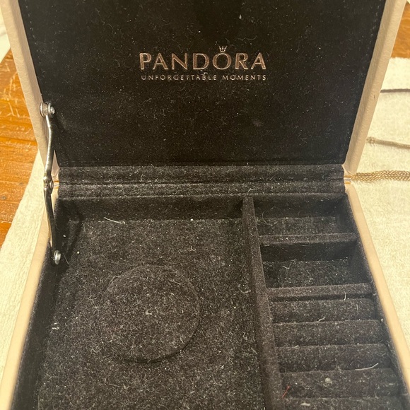 Three pandora bracelets/15 charms/3 spacers - Picture 5 of 5